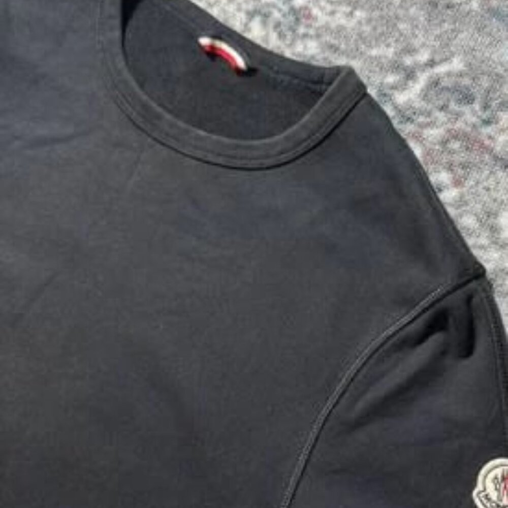 moncler - Picture 2 of 2